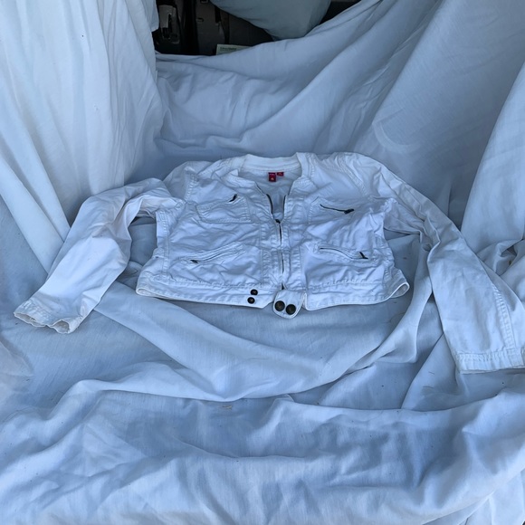 SO white jacket - Picture 2 of 2